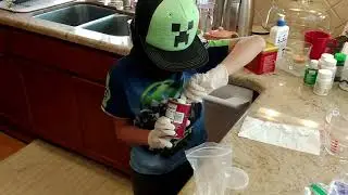 How to make a Stinkbomb!