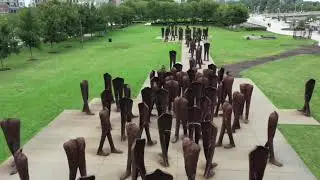 Rise Above Chicago - Agora (Magdalena Abakanowicz)