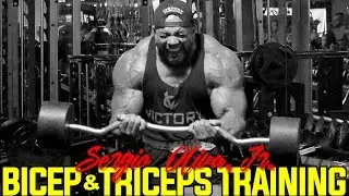 Sergio Oliva, Jr. Trains Arms with Shawn Rhoden and Cody Montgomery
