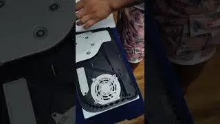 #ps5community #ps5 #cleaning  #playstation5 #ssdinstall #followformorepost #helpmychannel