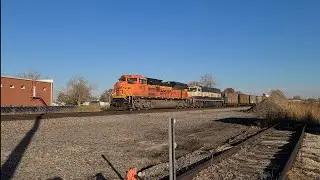 Empty Coal in Mount Pleasant with an Executive Greinstien SD70MAC 10/31/22