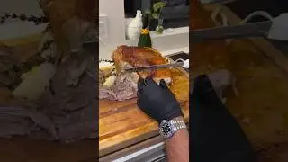 Juicy Turkey Electric Knife Carving 🤤🍗 #turkey #carving #juicy#cooking