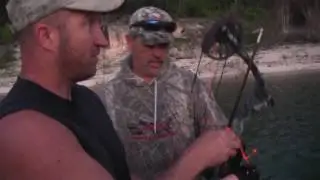Bowfishing 101 in Action   Sponsored by Diamond Edge Sonar