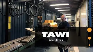Lifting wood panels at Zabolak Netherlands