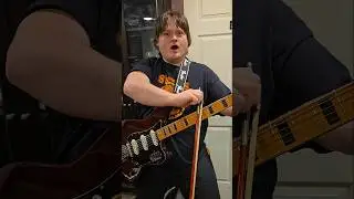 Bowing a six string bass #bass6 #guitarbow #bassvi #bassguitar #folkpunk #funny