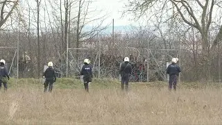 Tensions rise as migrants wait at Greece-Turkey border | AFP