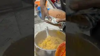 Smoky Pot Biryani Street Style Explosion 🍲🔥 Must-Try Biryani #potbiryani #streetfood @roamonroads
