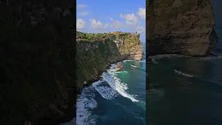 утес Улувату на Бали, Индонезия #indonesia #bali #uluwatu #2024