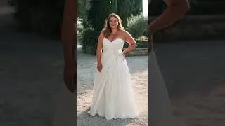 Coup de c&oelig;ur : robes de mari&eacute;e tendance pour femmes rondes