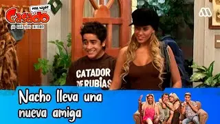 Kena lleva sus amigas a la casa | Temporada 1 | Casado con Hijos