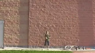 Kagu (and Stefano) Imbersago 2009 juggling video
