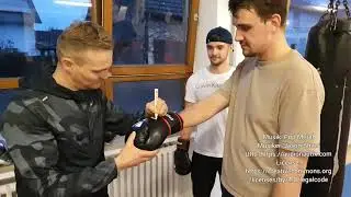 Azubitag 08.12.2022 mit Boxweltmeister David Kerkmann. Schulung W&auml;rmepumpe, Photovoltaik und Boxen.