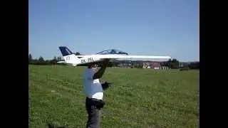 Fox 2300 RC glider crash