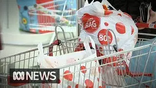 Supermarket giant backflips on plastic bag ban