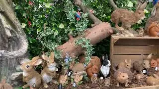 Lot&rsquo;s of really nice garden ornaments