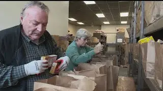 Warren Family Mission tries to help those who get SNAP benefits