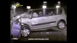 Euro NCAP _ Renault Espace _ 2003 _ Crash test