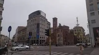 Milano - Piazza San Babila - Discovering Milan