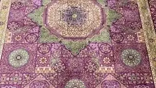 ‪4&times;6ft(122&times;183cm) Purple Turkish silk rug with red center for sale.‬ ‪#silkrug #handmaderug