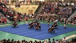 Lexington Varsity Cheer @ The Battle at the Bluff