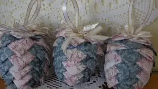 Christmas Fabric Pinecone - Craft tutorial