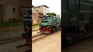ZCU 30 VS HGMU 30 Dual Action #railway #pakistan #train #king #shorts #youtube #trend #love #speed