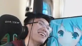 Playing osu! with a TOASTER on my HEAD