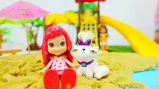 Muñeca Rosita Fresita. Animales de juguete para niños