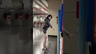 街拍穿迷你貼身短裙的OL#shorts