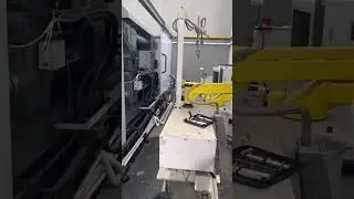 Longhua 800T fully automatic die-casting machine die-casts radiators in foreign customer factories