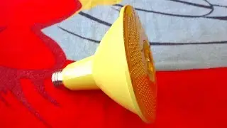 Yellow 13watt PAR38 LED Flood Light Bulb