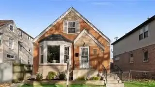 5846 W Dakin, Chicago Portage Park Home by Jeanie Bratschie for GK Chicago