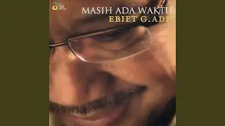 Berjalan Di Hutan Cemara