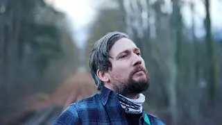 Carl Longstaff - parado completamente solo STANDING ALL ALONE (Spanish Lyric Video)
