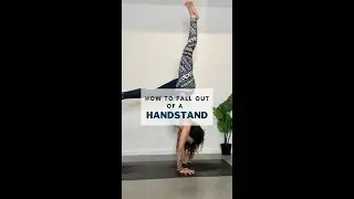 🔵 How to Safely Fall Out of a Handstand [Even If You're Scared To Leave The Wall!]
