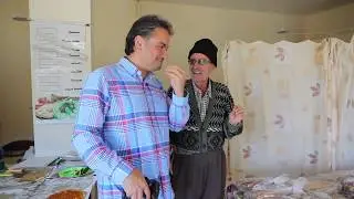 Makhbaz Saj Abou Hekmat Hasbaya: The Unique Olive Oil Manouche
