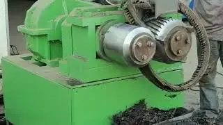 Tire bead wire extractor | tire wire drawing machine | tire debeader working site