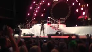 Nicki Minaj - Make Me Proud ft. DRAKE Live @ Summer Up Festival