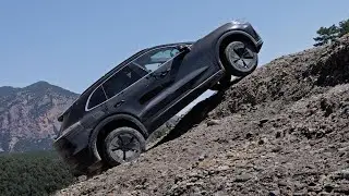 NEW Porsche Cayenne Electric (2026) &ndash; Undergoing EXTREME Testing !