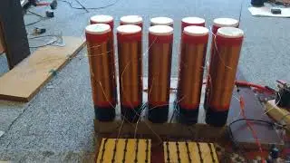 10 Coil Alexkor charging with Bedini Comparator on the output.