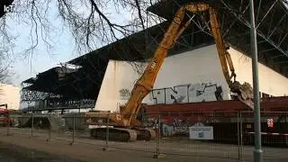 Brno - zimní stadion za Lužánkami - demolice 2008-09