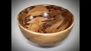 Turning a spalted maple bowl