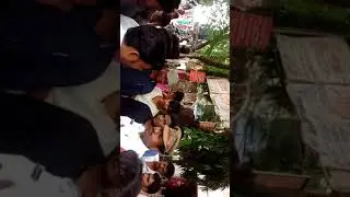 Sultan bazar taffic police talking about street vendors act