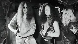 Venom - In League With Satan (Letra/Lyrics) Subtitulada (Español/Inglés)