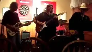 Honky Tonk Woman at Bippy's Pub