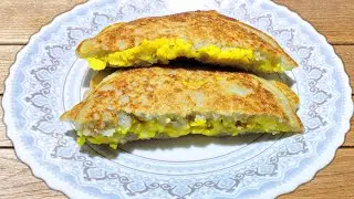 Suji Aur Aloo Se Bana Hua Sandwich . सूजी और आलू से बना हुआ टेस्टी ब्रेकफास्ट |