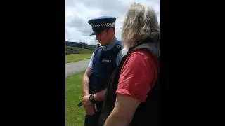 Workers rights picketline & the police show up
