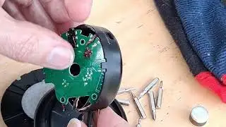 Peek inside my Silver Crest Bluetooth headphones
