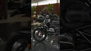BMW R 1200 GS Adventure Triple Black 🎥&copy;️ #youtubeshorts #bmwr1200gsadventure #tripleblack