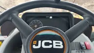 JCB 3CX Plus 81kw 2021 - StartUp drive dashboard